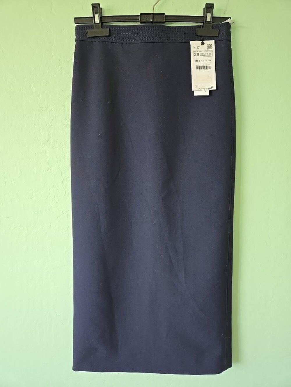 ZARA NAVY BLUE SKIRT with SLIT- XS NWT 8486/497/401